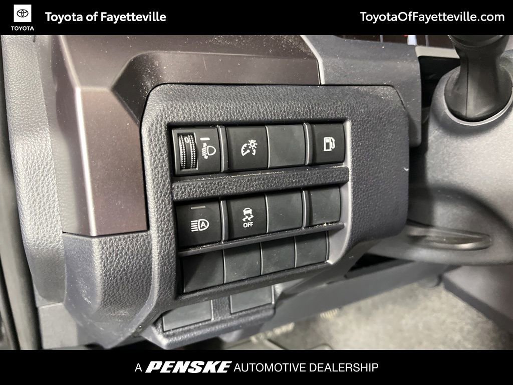 Certified 2025 Toyota 4Runner SR5 AWD/4WD image 26