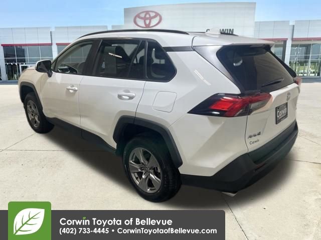 Used 2025 Toyota RAV4 XLE image 3