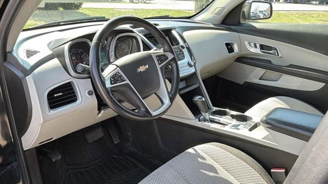 Used 2017 Chevrolet Equinox LT w/ Driver Confidence Package II image 10