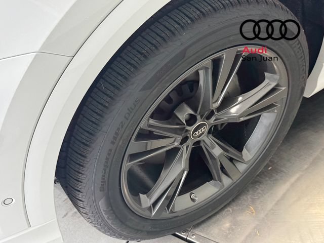 New 2026 Audi Q8 Premium AWD/4WD image 6