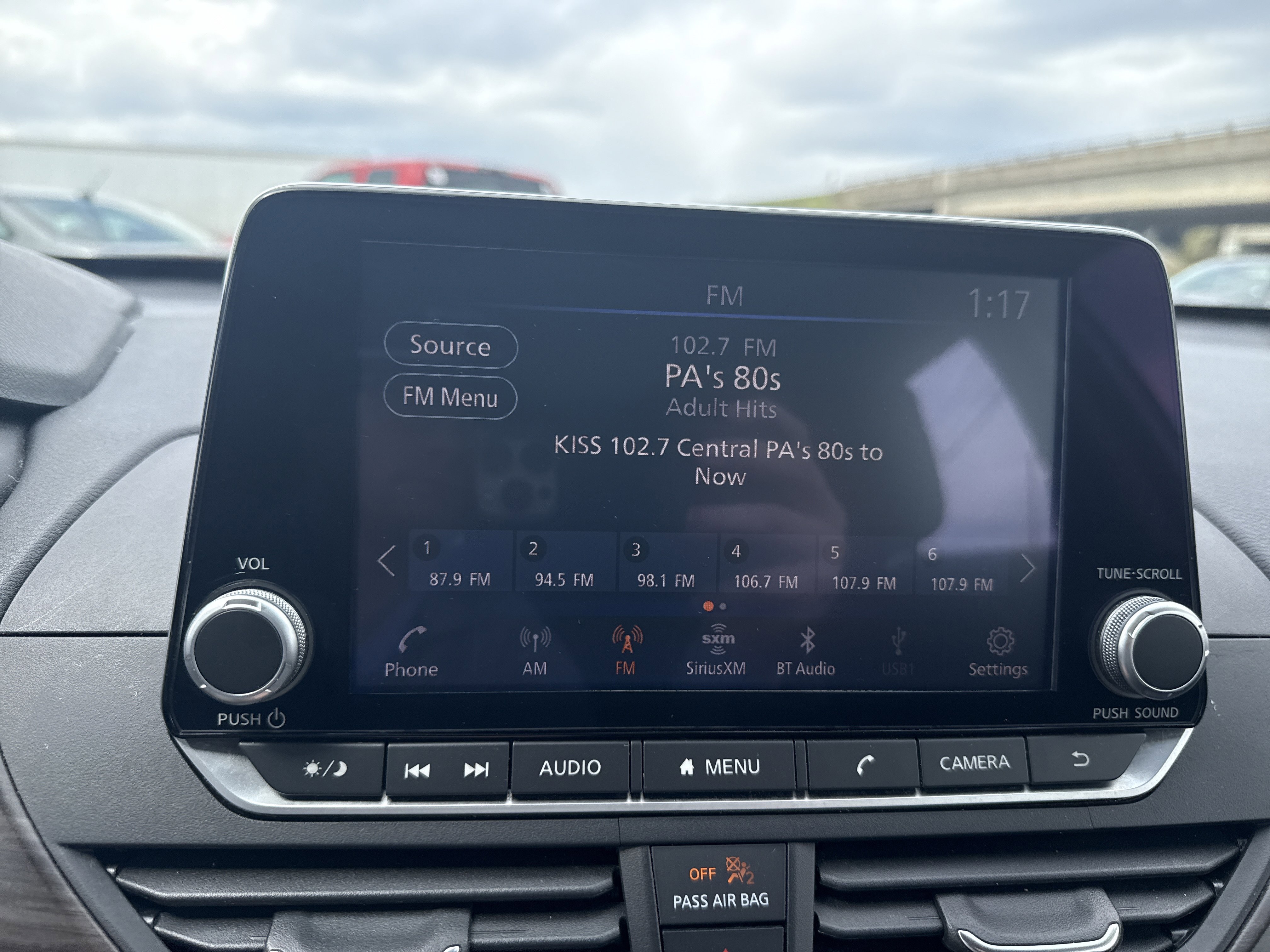 Used 2023 Nissan Altima 2.5 SV FWD image 25