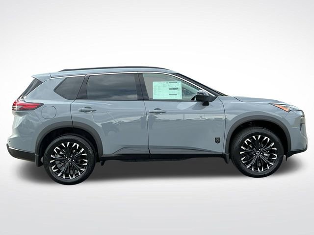 New 2026 Nissan Rogue SV image 8