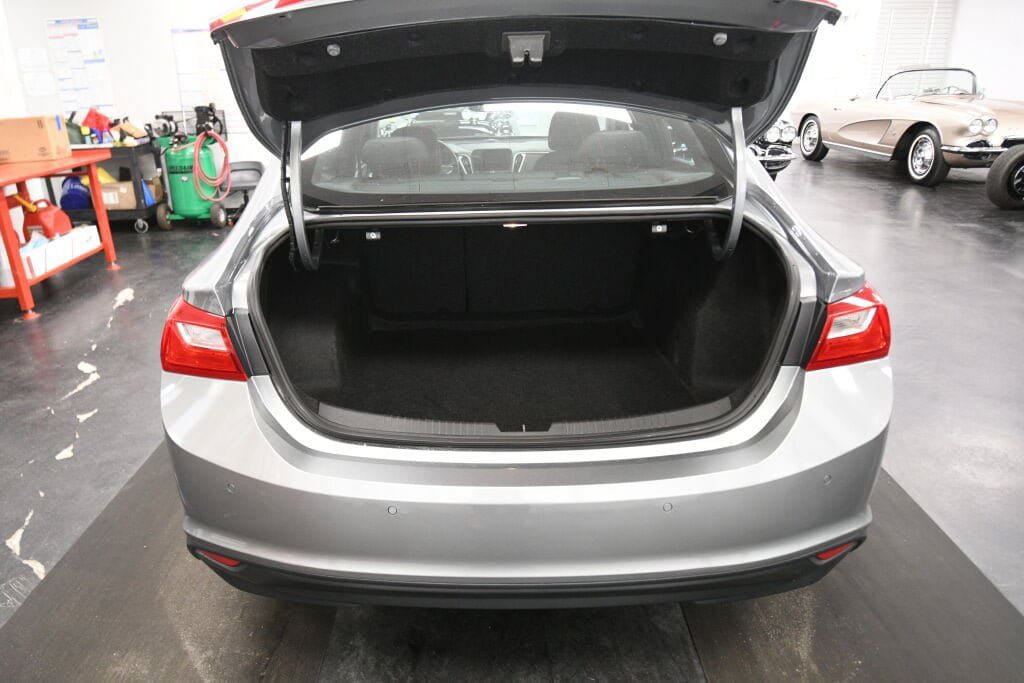 Used 2024 Chevrolet Malibu LT FWD image 21