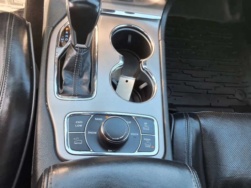 Used 2020 Jeep Grand Cherokee Overland image 20