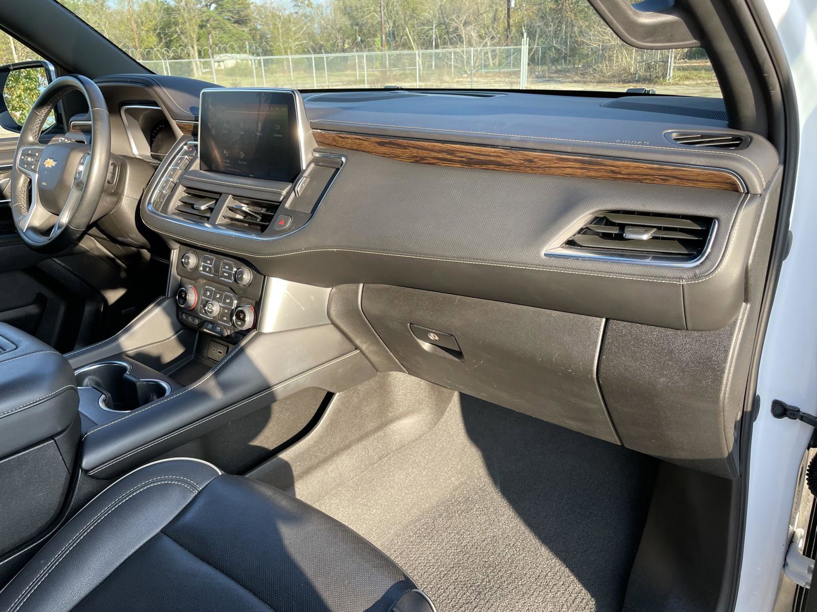 Used 2023 Chevrolet Suburban Premier image 47