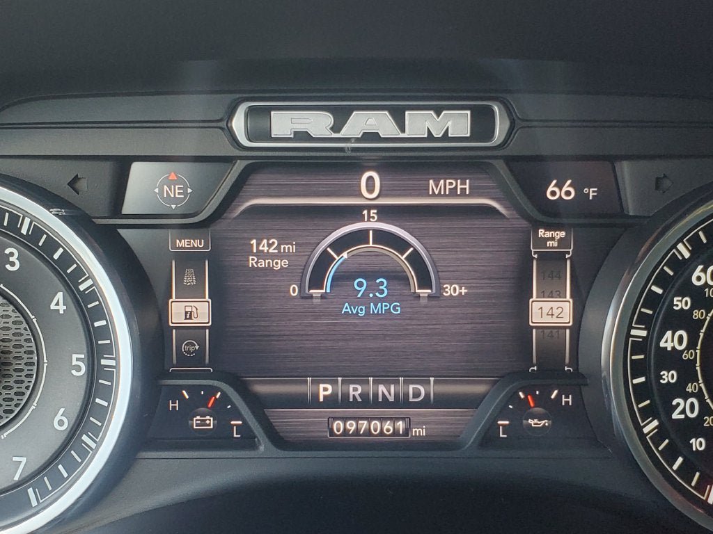 Used 2022 RAM 2500 Laramie AWD/4WD image 13