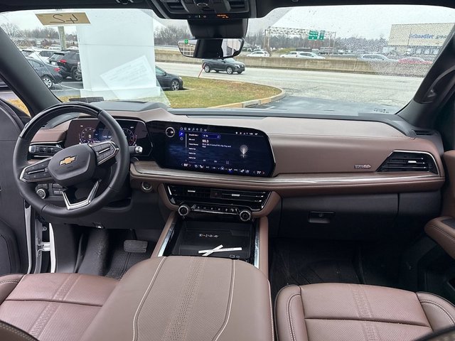 Used 2025 Chevrolet Tahoe High Country image 18