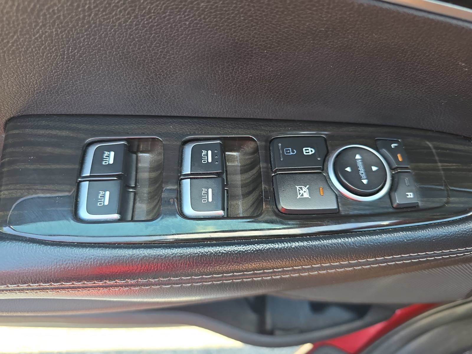 Used 2020 Kia Sorento S FWD image 26