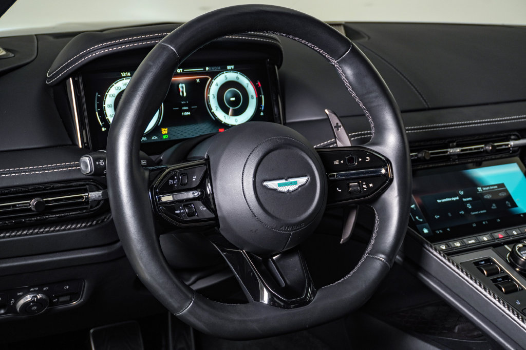 Used 2024 Aston Martin DB12 Coupe RWD image 25