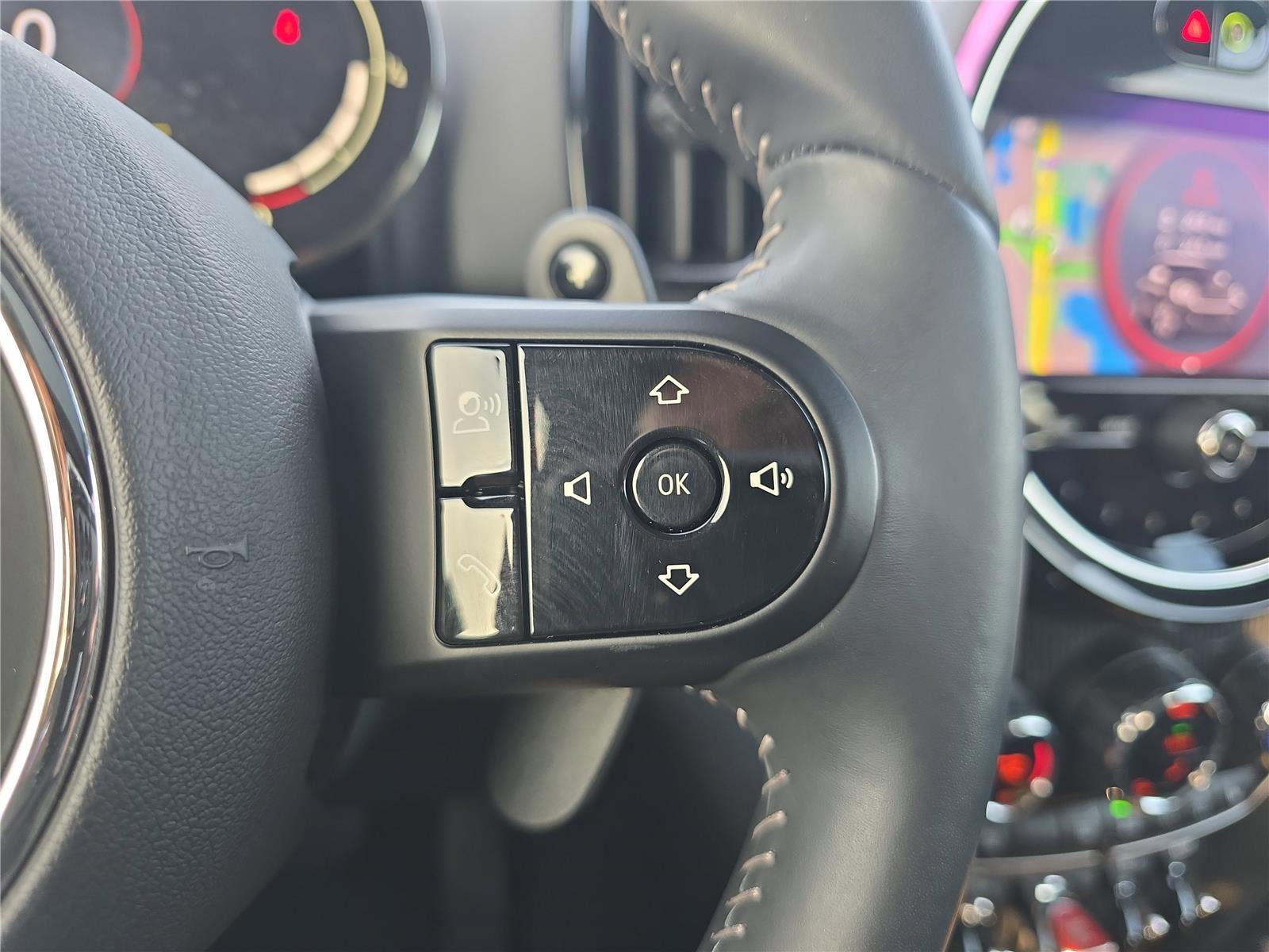 Used 2023 MINI Cooper Countryman S w/ Signature Upholstery Package image 22