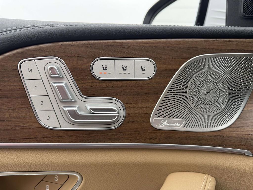 Used 2026 Mercedes-Benz GLS 580 4MATIC image 13