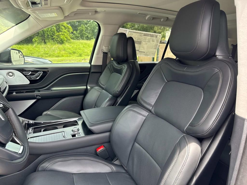 New 2025 Lincoln Aviator Reserve w/ Equipment Group 201A image 21
