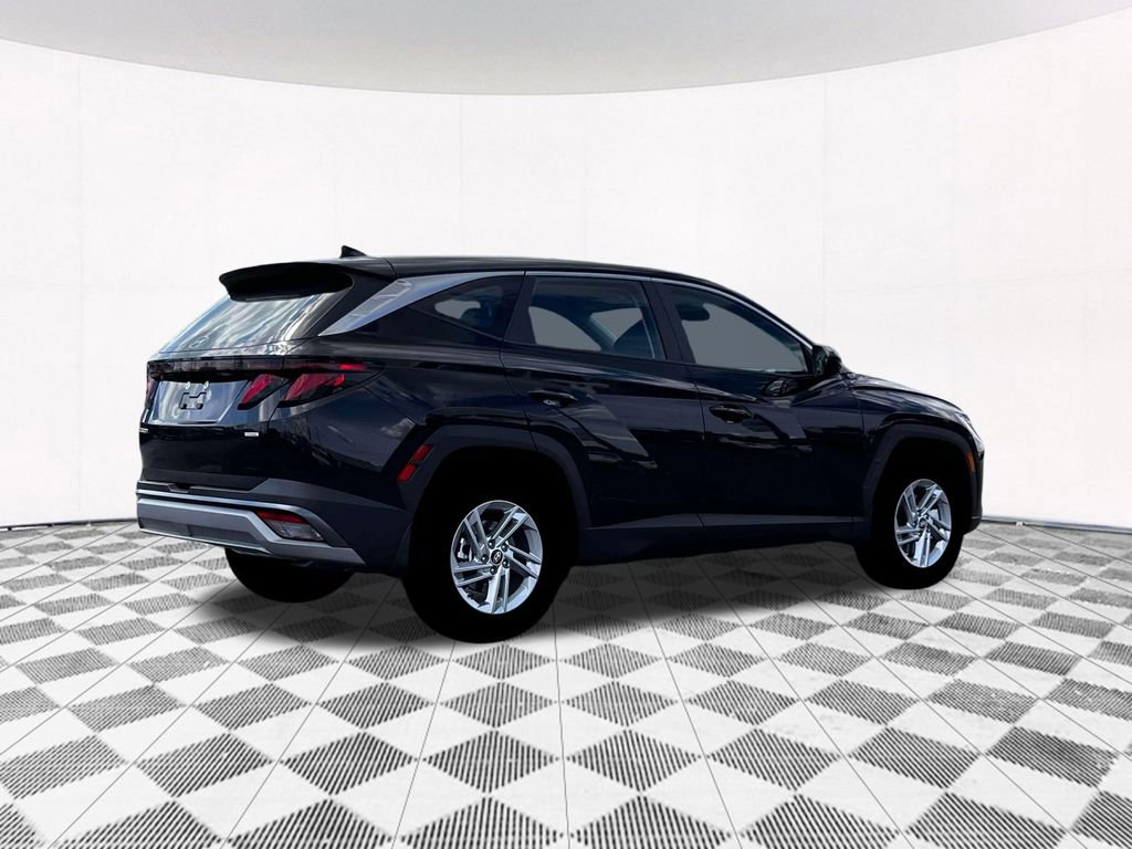 New 2026 Hyundai Tucson SE image 13