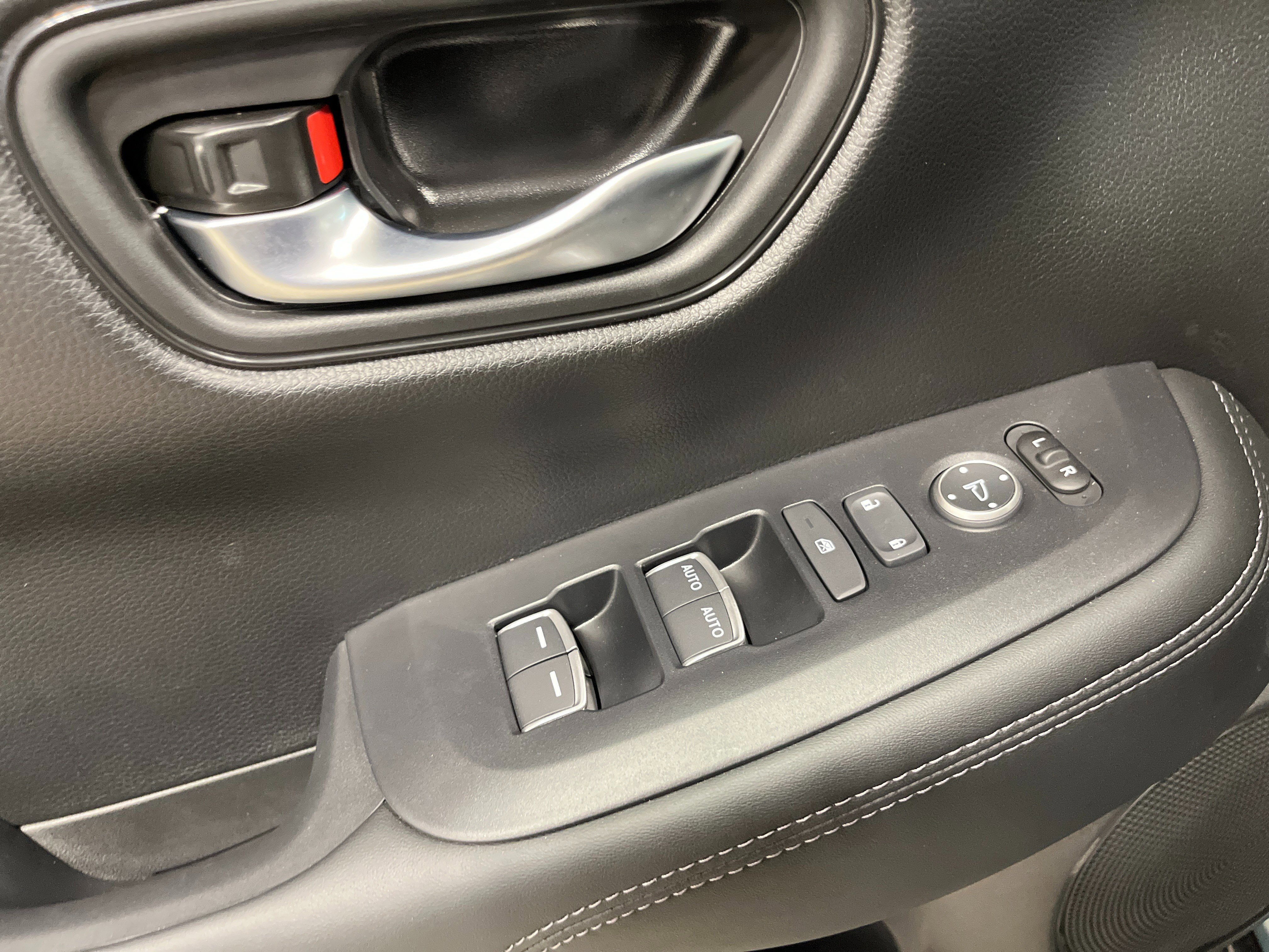 New 2026 Honda HR-V EX-L image 18