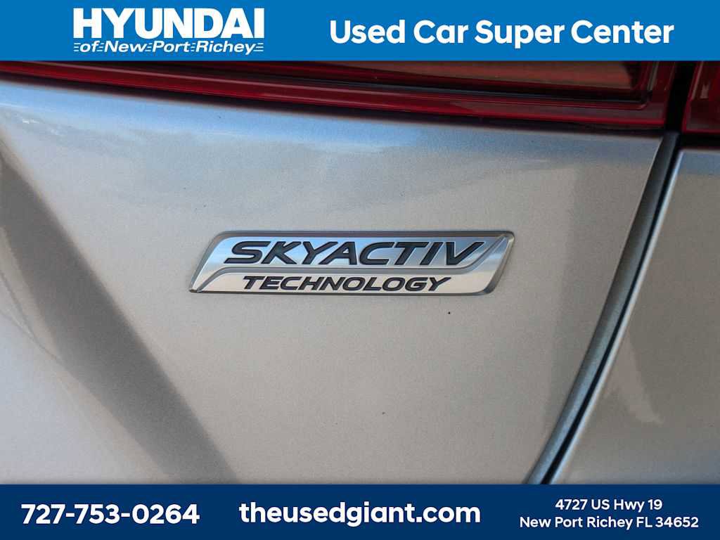 Used 2016 MAZDA MAZDA3 i Sport w/ Preferred Equipment Package image 12