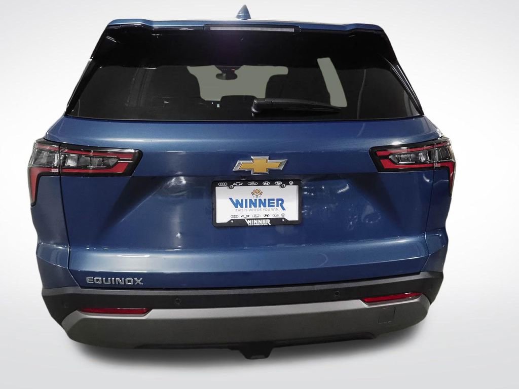 Used 2025 Chevrolet Equinox LT image 6