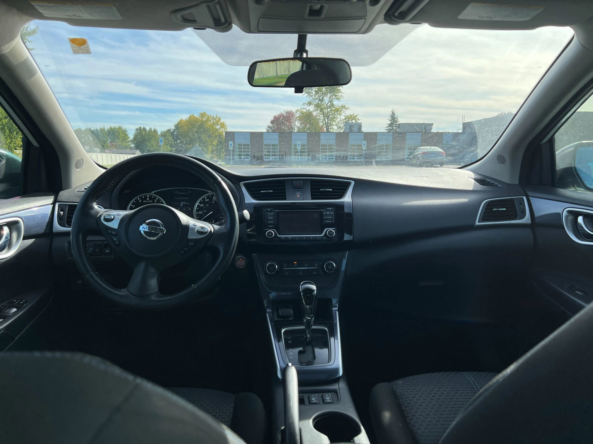 Used 2017 Nissan Sentra SR Turbo image 18