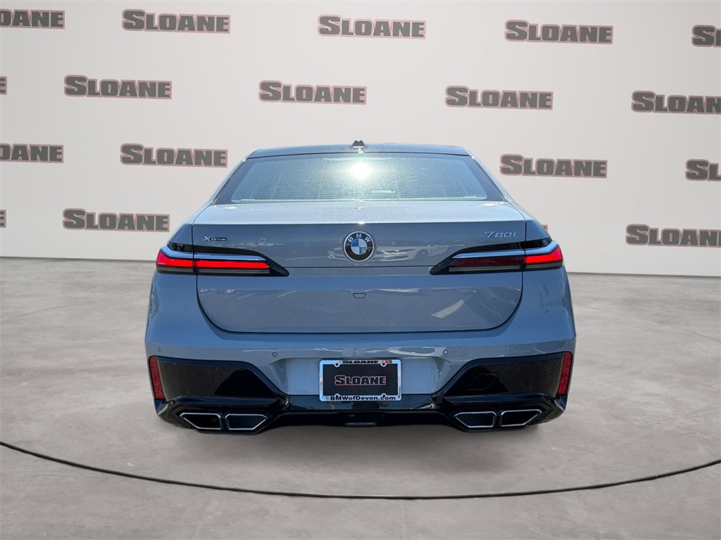 Certified 2023 BMW 760i xDrive 760i xDrive w/ Luxury Rear Seating Package image 4