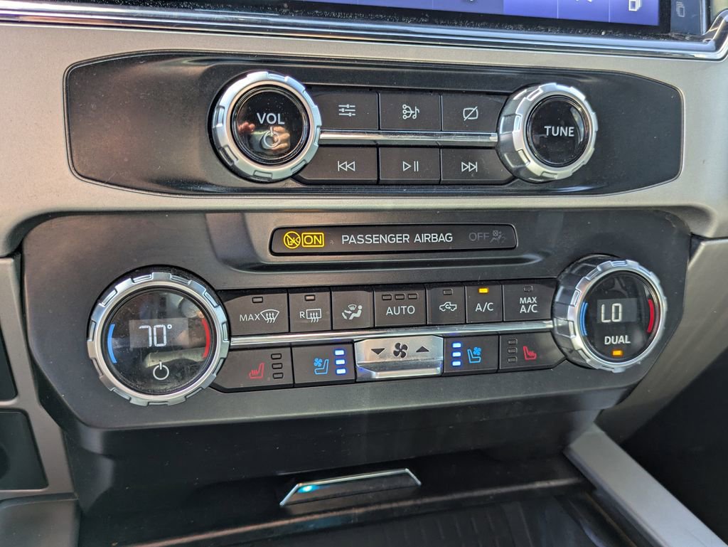 Used 2022 Ford F450 Lariat w/ Lariat Ultimate Package image 16