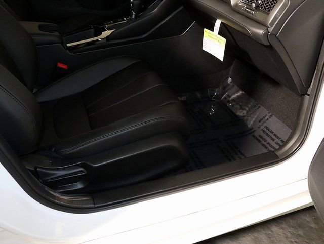 Certified 2026 Acura Integra image 32