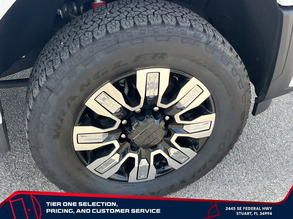 Used 2025 GMC Sierra 3500 Denali w/ Denali Reserve Package AWD/4WD image 21
