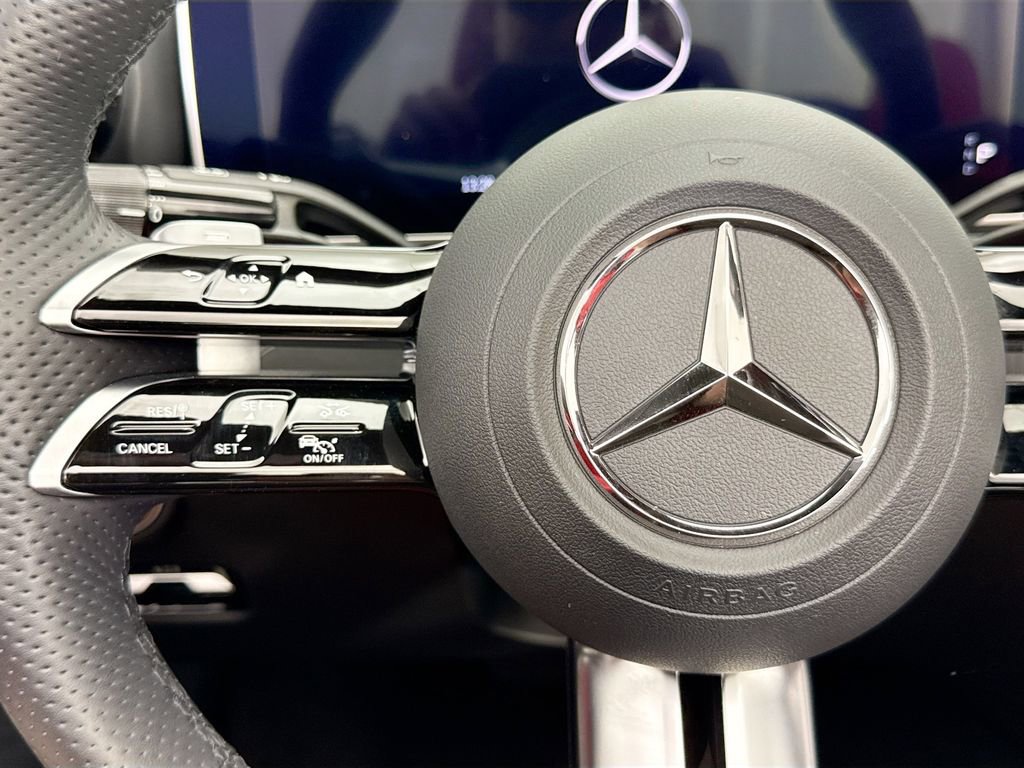 Certified 2024 Mercedes-Benz CLE 450 4MATIC Cabriolet image 11