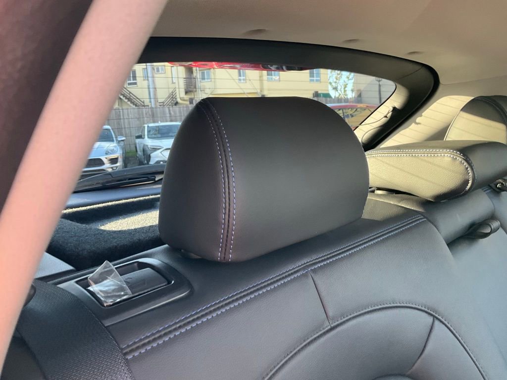 Used 2022 Hyundai Kona Limited w/ Cargo Package image 52