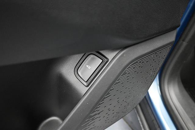 Used 2025 Chevrolet Equinox RS w/ Convenience Package III FWD image 7