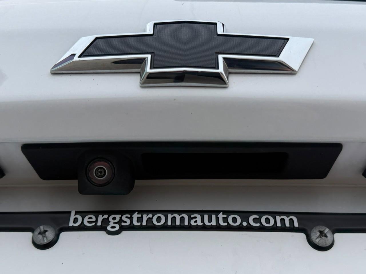 Used 2023 Chevrolet Equinox RS image 12