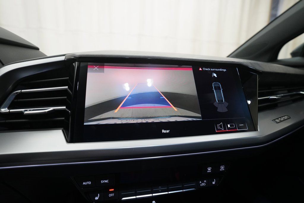 Used 2023 Audi Q4 e-tron Premium w/ Convenience Package image 27