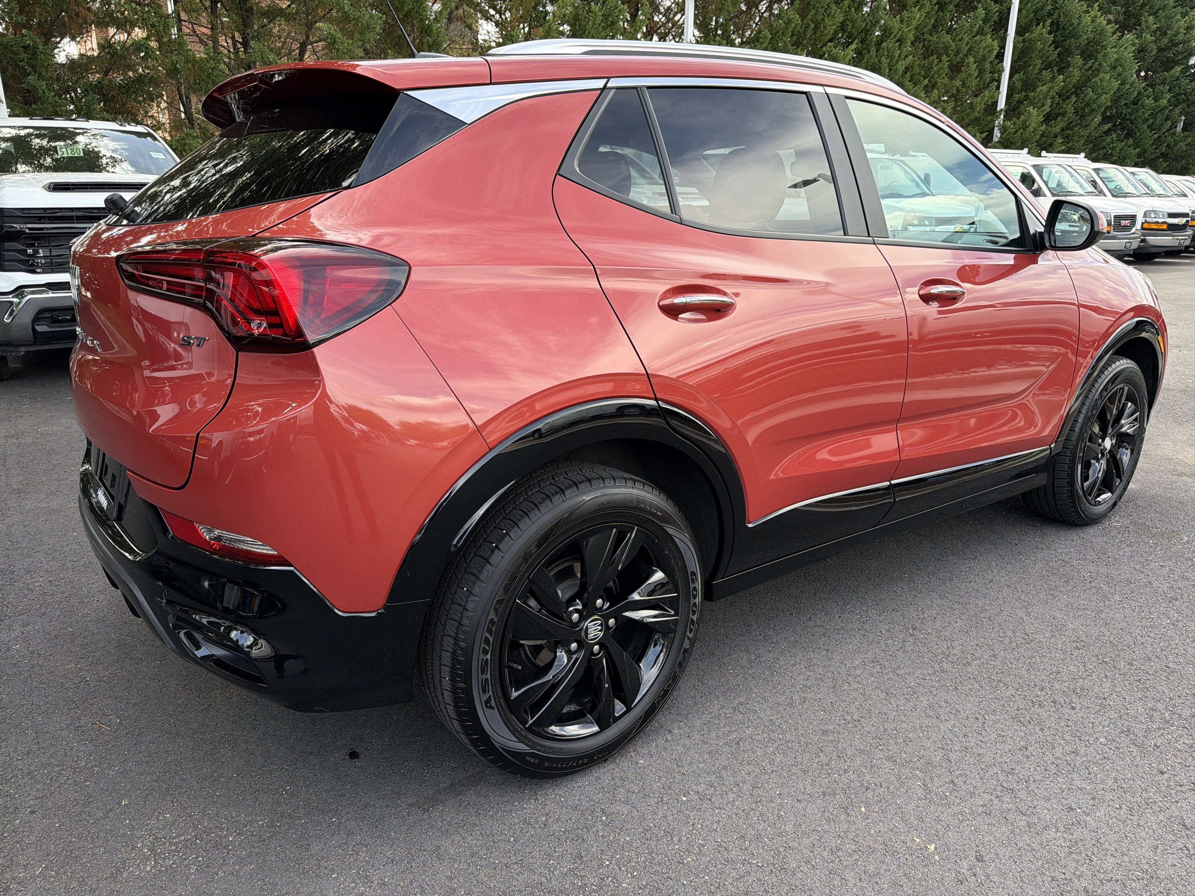 Used 2024 Buick Encore GX Sport Touring AWD/4WD image 10