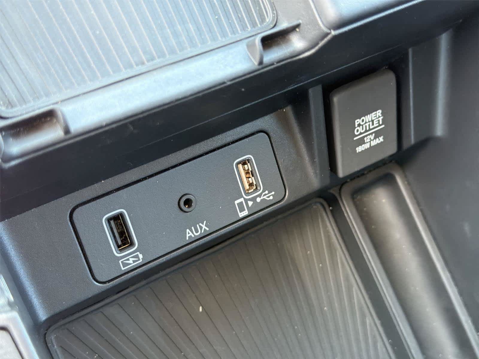 Used 2022 Acura TLX w/ Technology Package FWD image 40