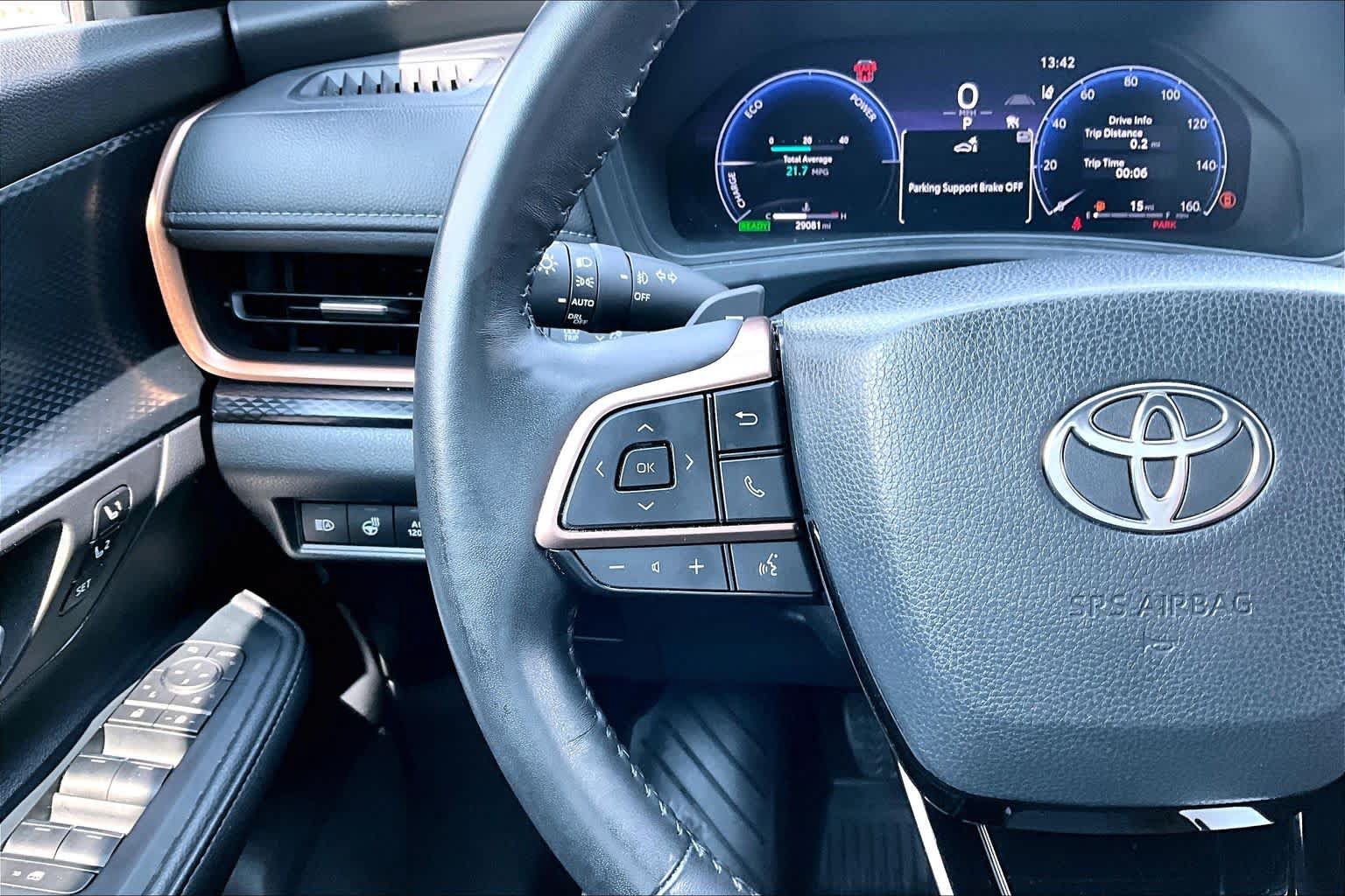 Certified 2024 Toyota Grand Highlander AWD Hybrid image 23