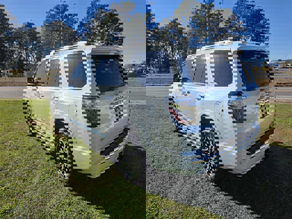 Used 2024 Toyota 4Runner Limited image 4