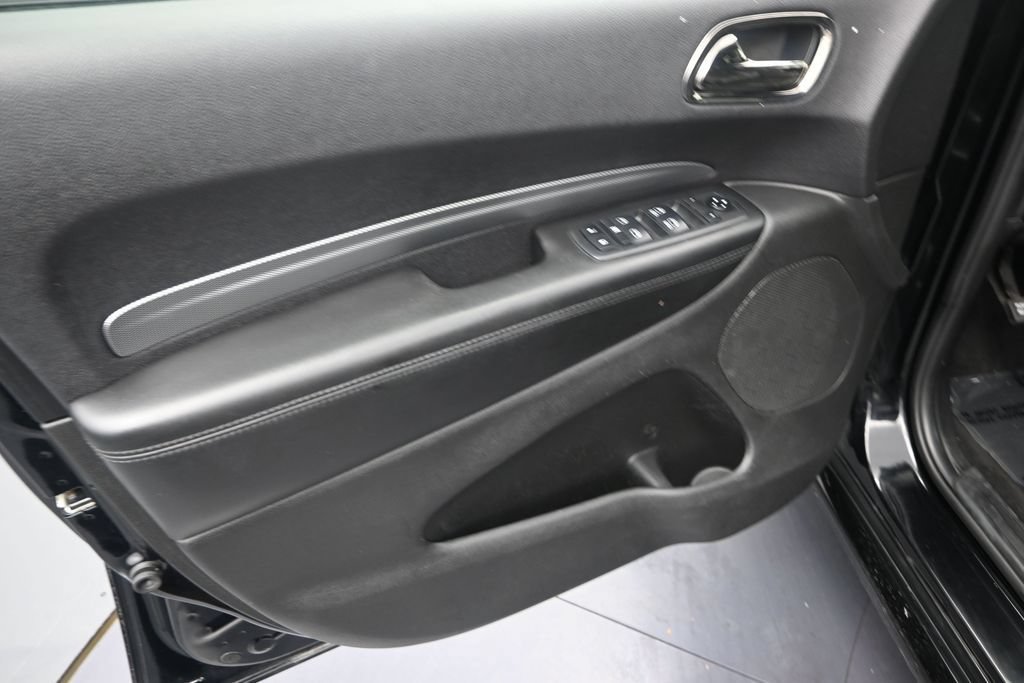 Used 2019 Dodge Durango GT w/ Blacktop Package RWD image 11