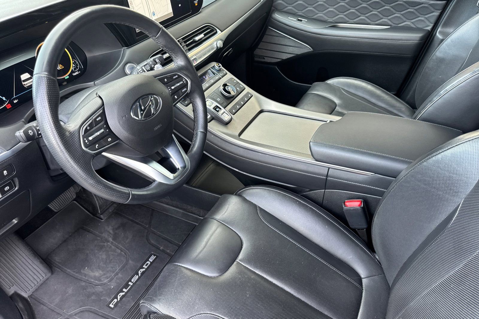 Used 2022 Hyundai Palisade Calligraphy w/ Winter Package image 10