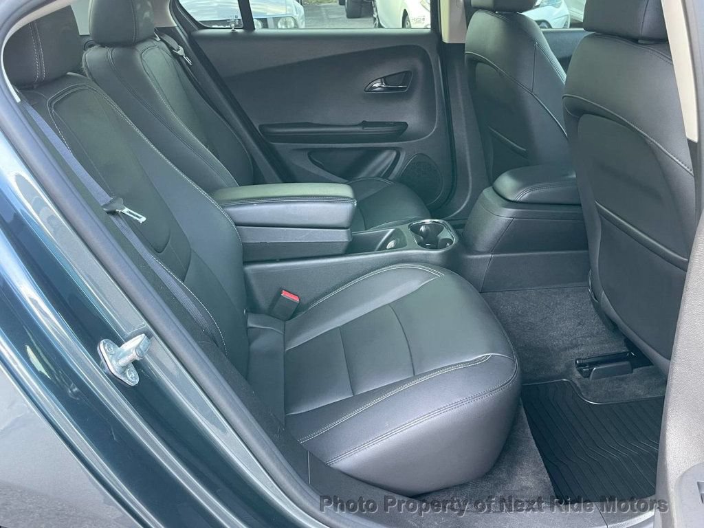 Used 2013 Chevrolet Volt Premium w/ Premium Trim Package FWD image 12