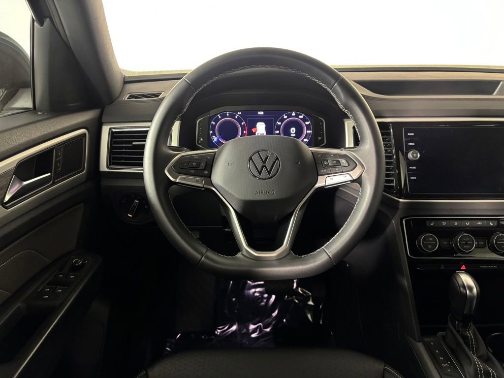 Used 2022 Volkswagen Atlas Cross Sport SE AWD/4WD image 14