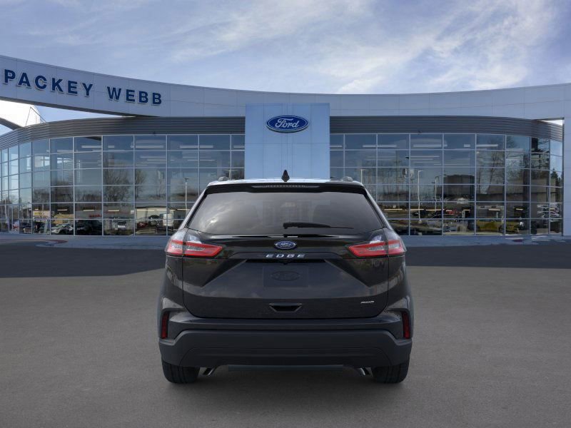 New 2024 Ford Edge SE image 6