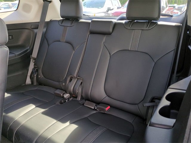 Used 2024 Honda Pilot Touring image 16