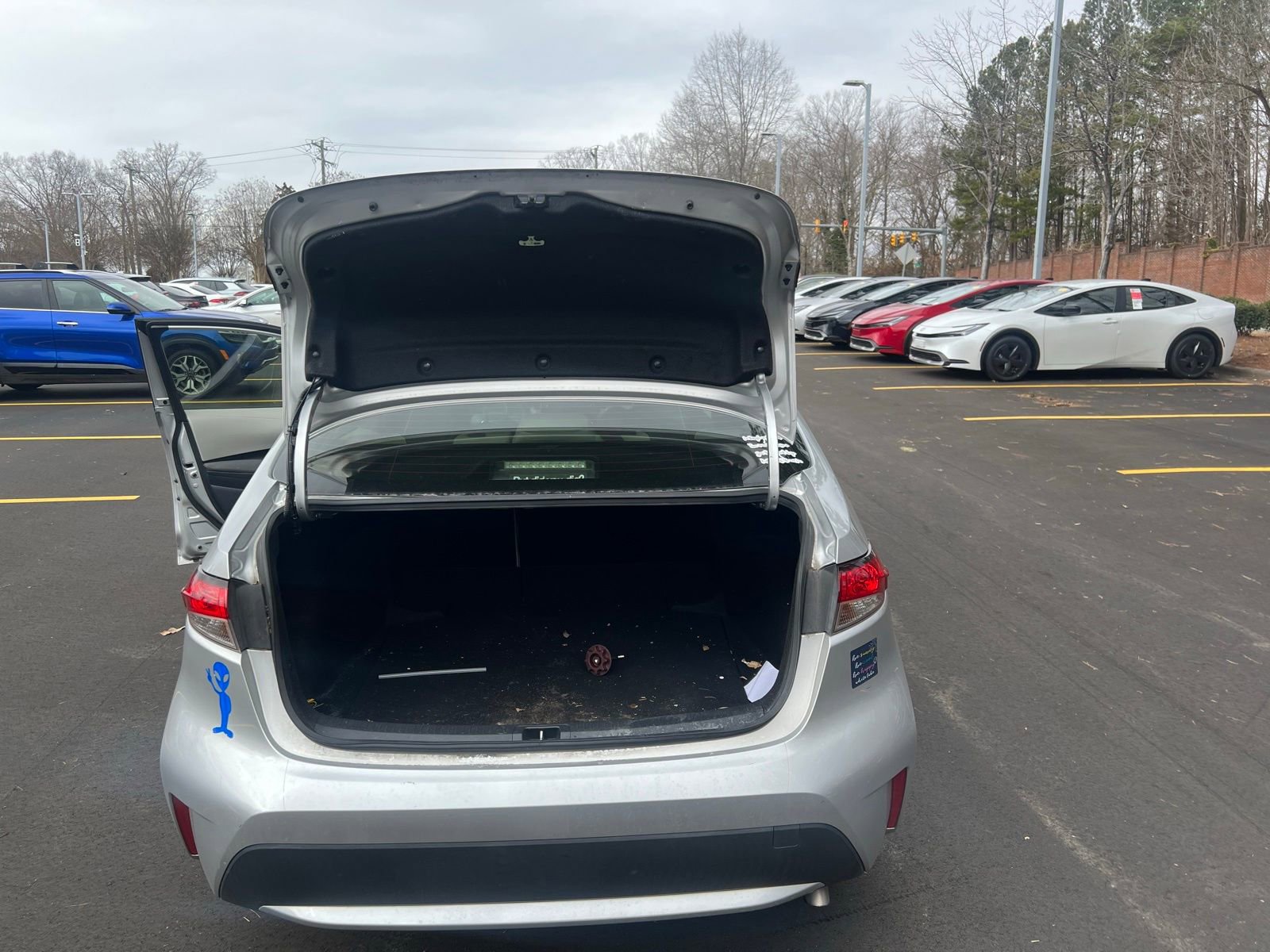 Used 2021 Toyota Corolla LE image 21