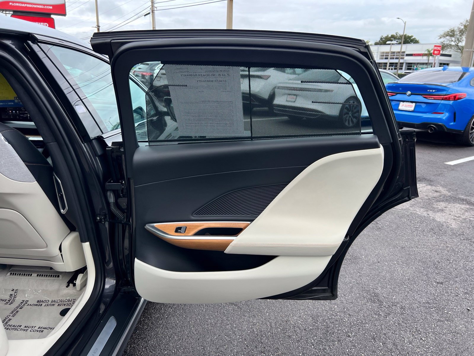 Used 2023 Lucid Air Touring AWD/4WD image 65