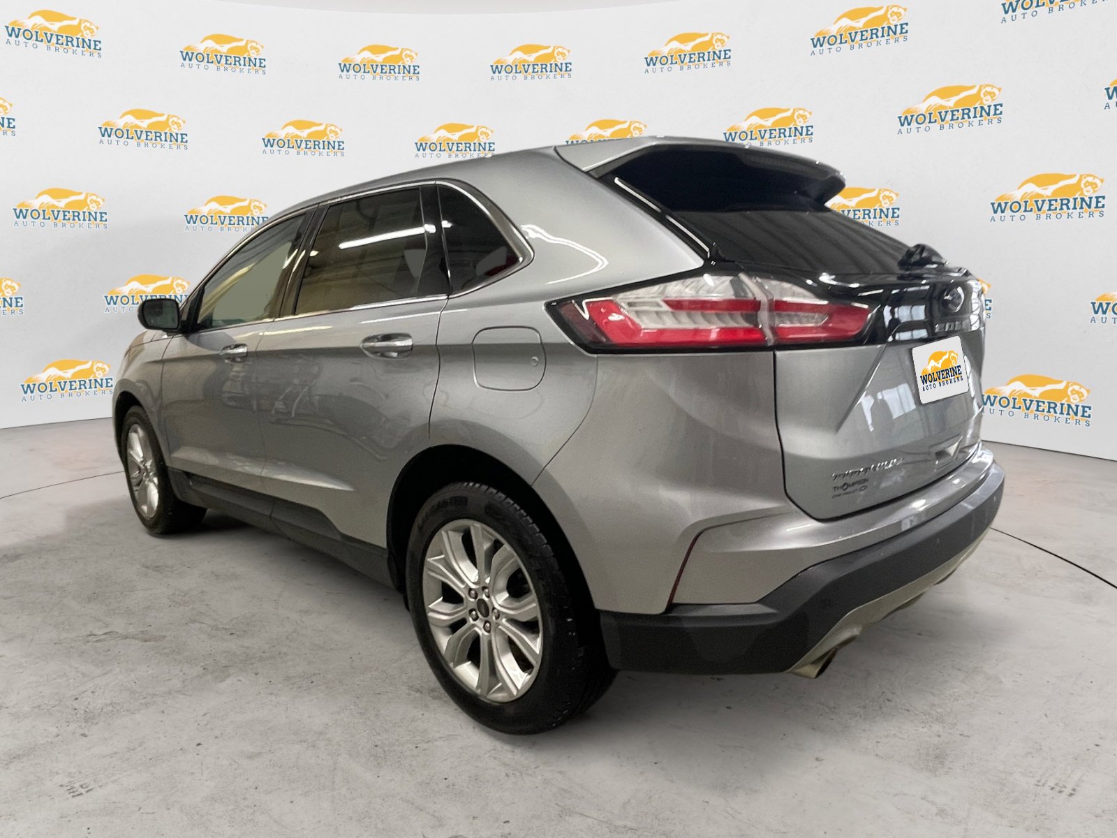 Used 2023 Ford Edge Titanium AWD/4WD image 3