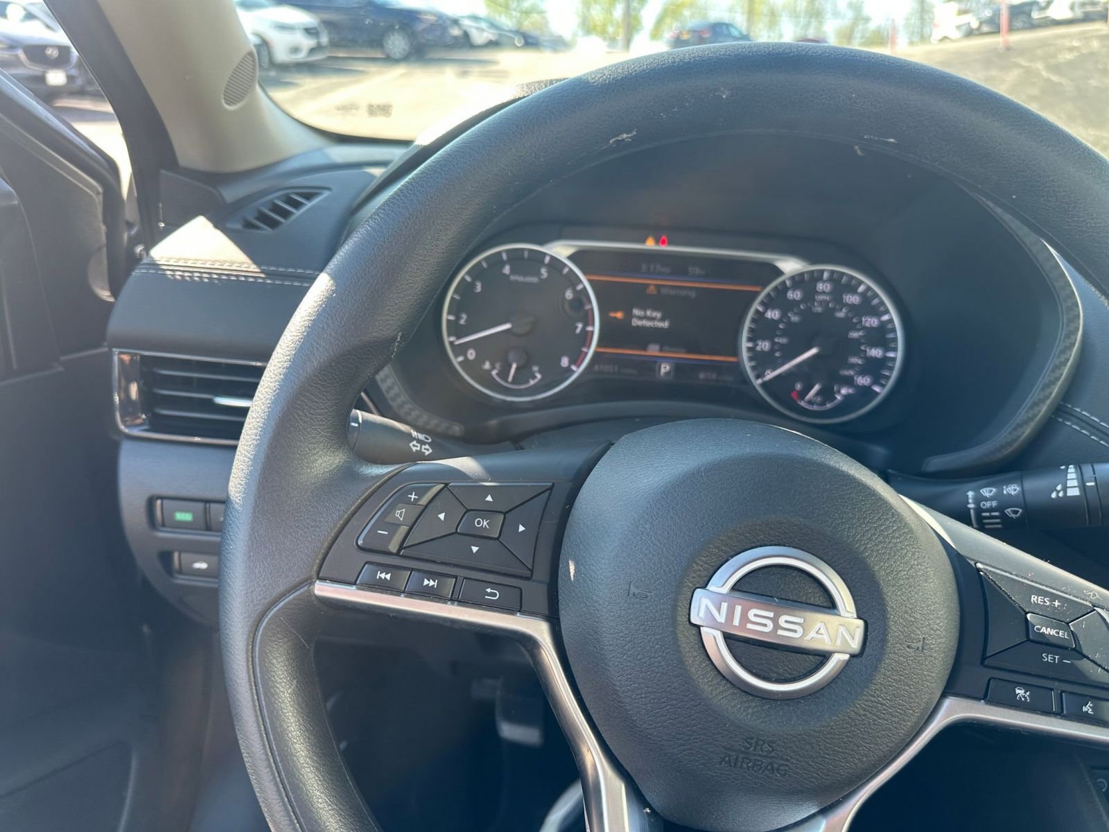 Used 2024 Nissan Sentra SV image 32