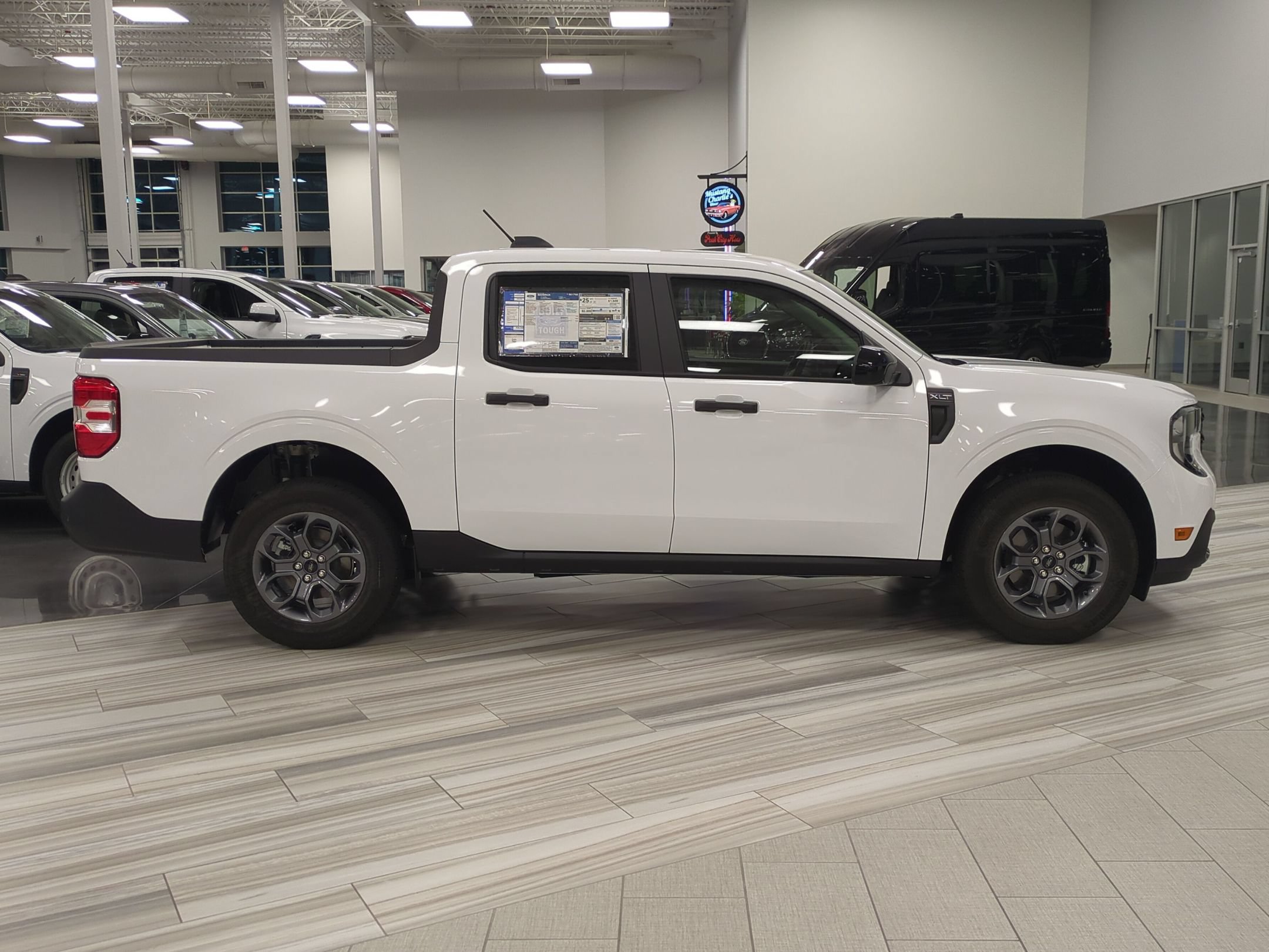 New 2026 Ford Maverick XLT w/ XLT Luxury Package AWD/4WD image 3
