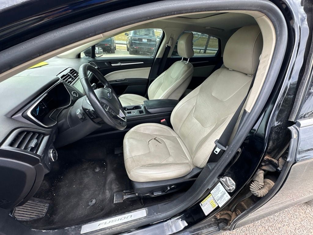 Used 2018 Ford Fusion Titanium AWD/4WD image 9