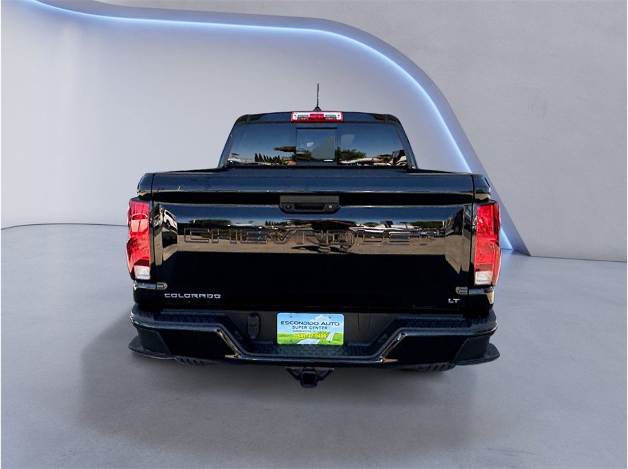 Used 2023 Chevrolet Colorado LT w/ LT Convenience Package II AWD/4WD image 5