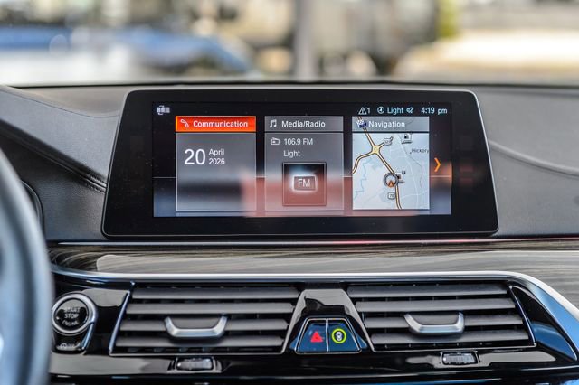 Used 2018 BMW 540i xDrive AWD/4WD image 28