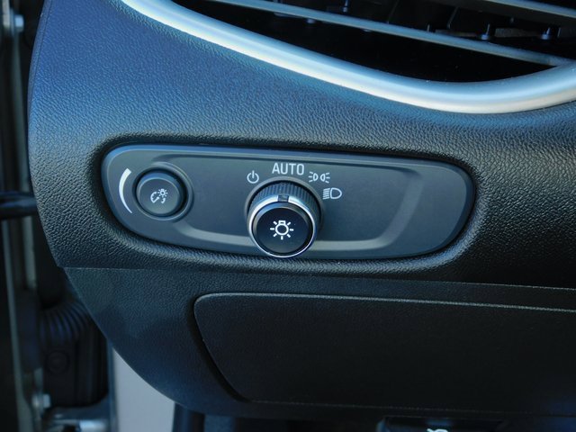 Used 2025 Chevrolet Malibu LT image 30