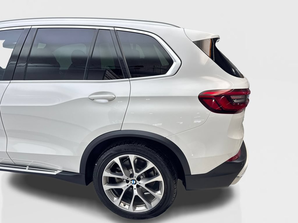 Used 2019 BMW X5 xDrive40i w/ Convenience Package AWD/4WD image 17